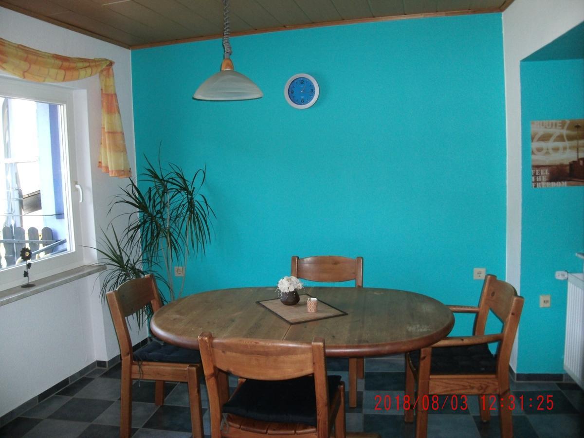 Ferienwohnung In Vino Veritas Neumagen-Dhron Exteriör bild